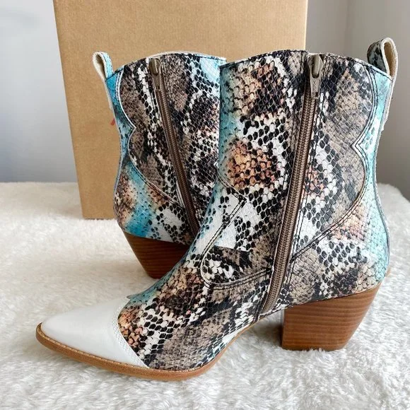 Matisse Desire Women's White-Multi Leather Bootie, Size 8.5M